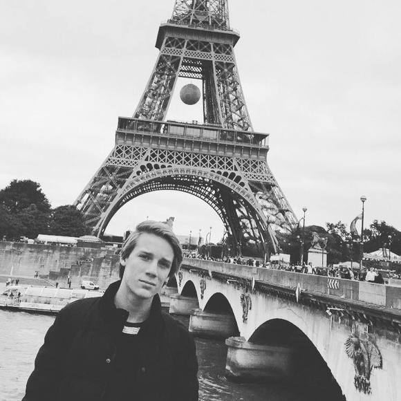 Meet your Posher, David - Picture 1 of 1